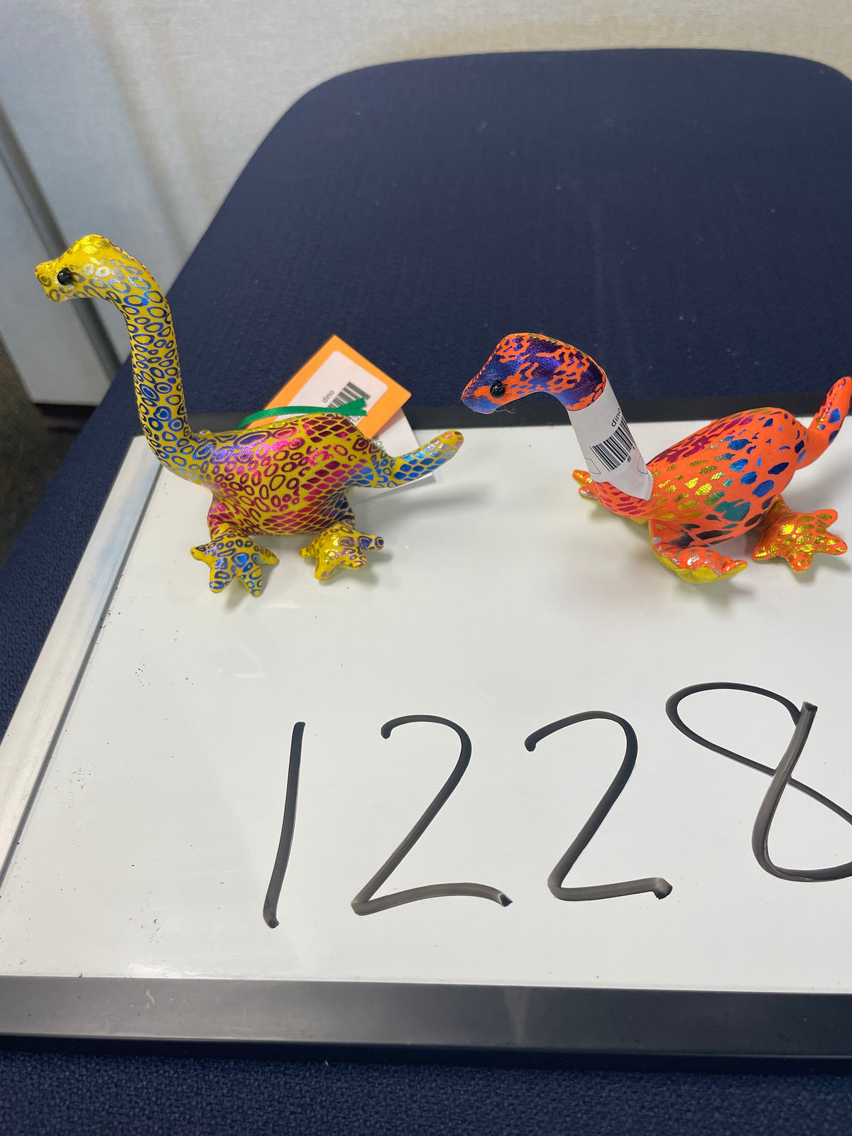1228-Sand Animal Dino