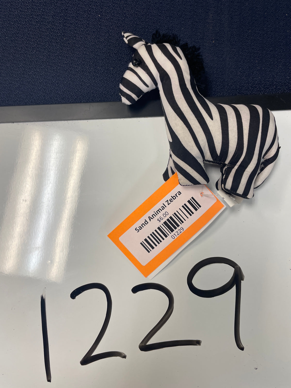 1229-Sand Animal Zebra