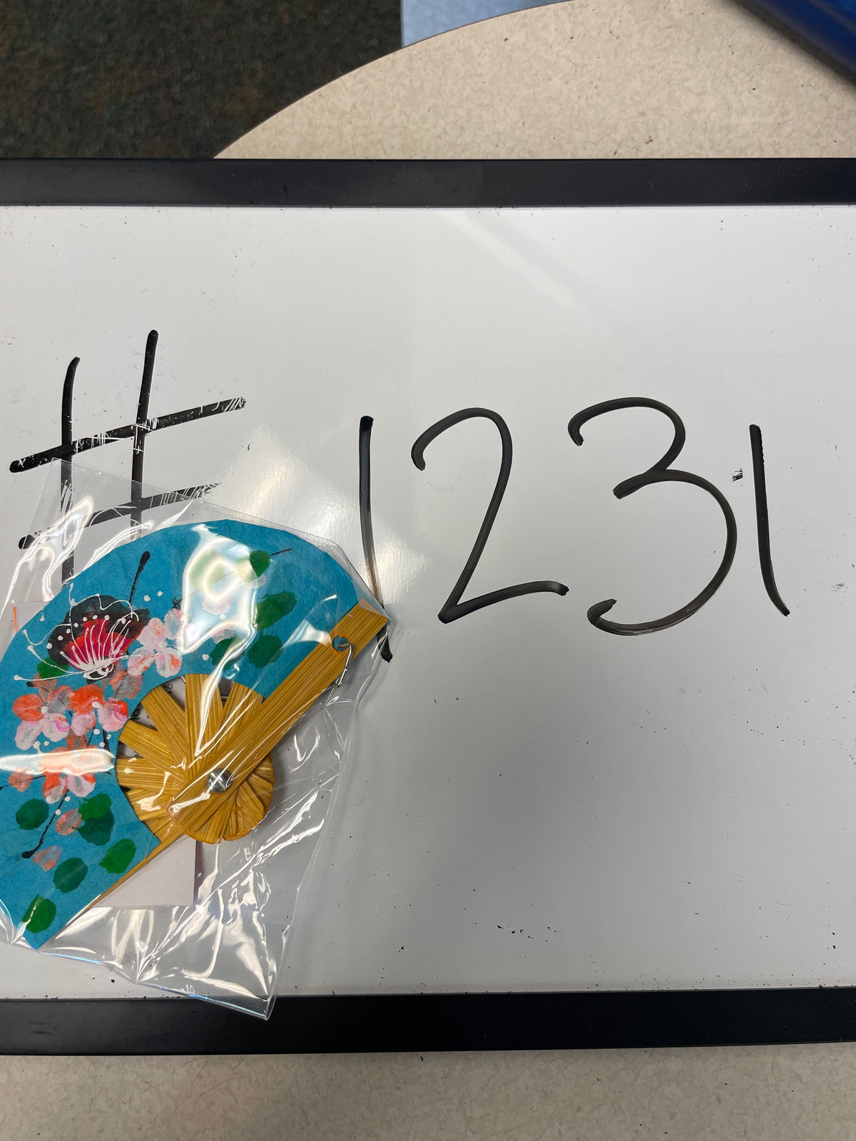 1231-Paper Fan Key Chain