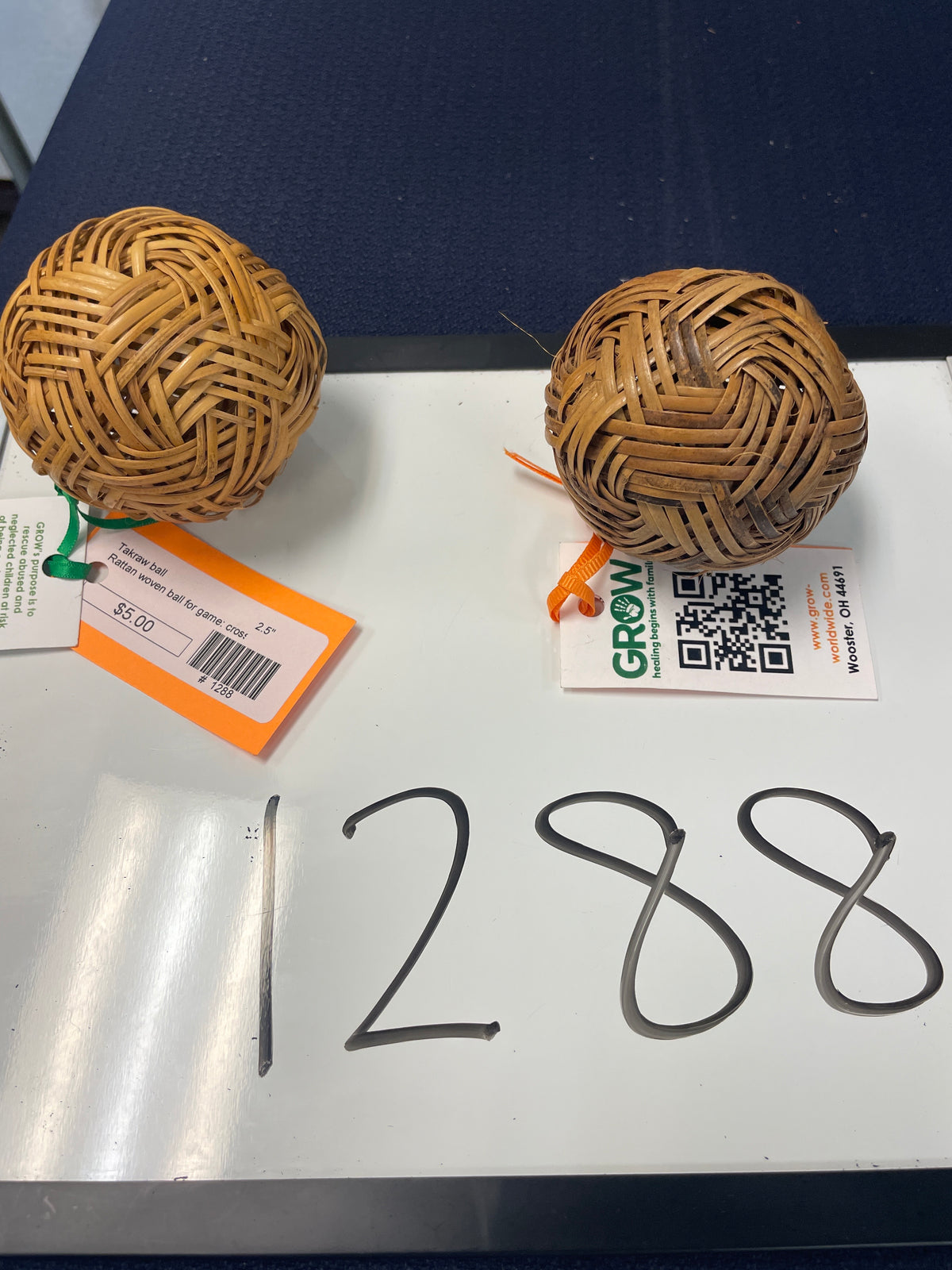 1288-Takraw ball