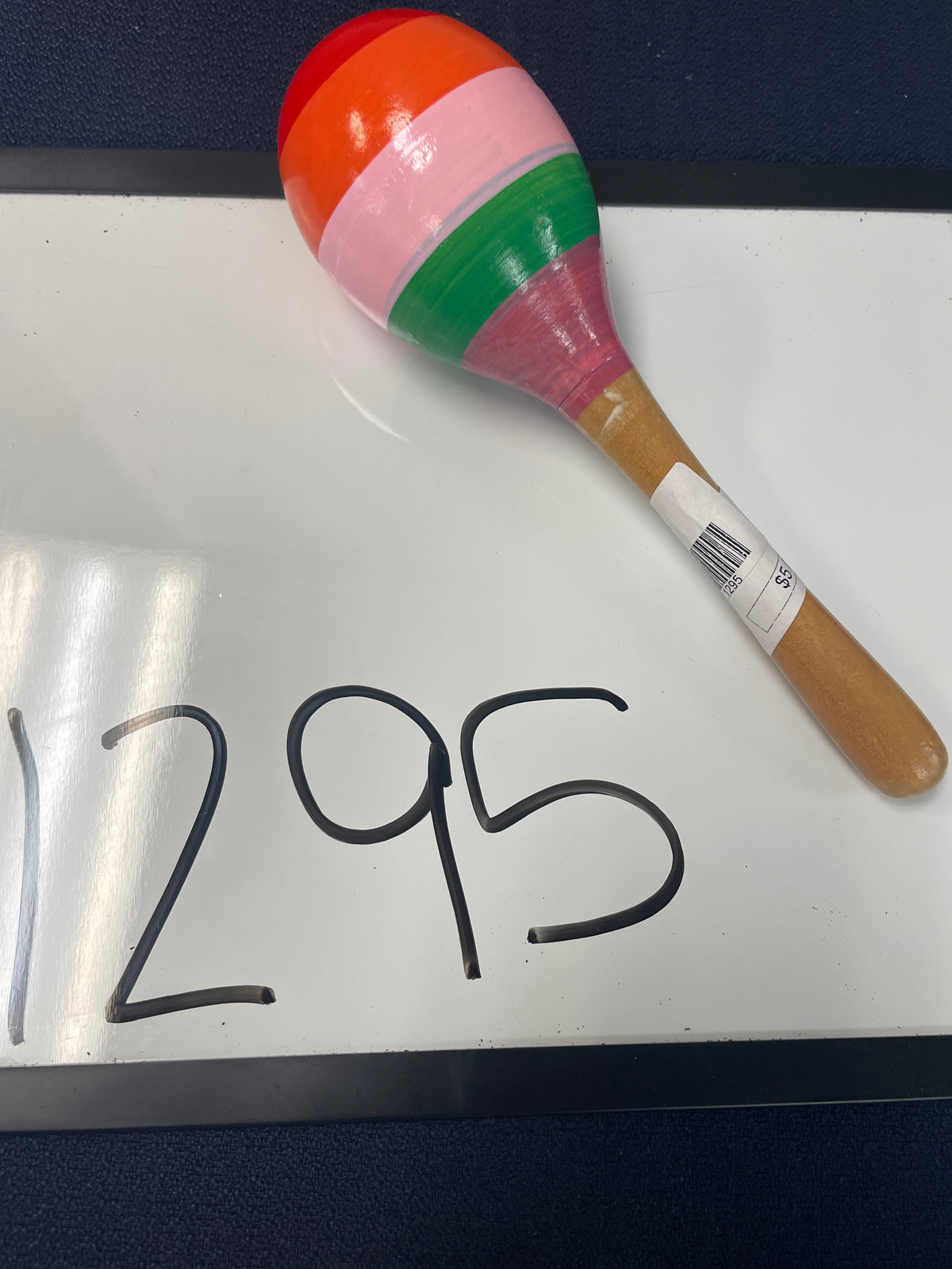 1295-Maraca 8"