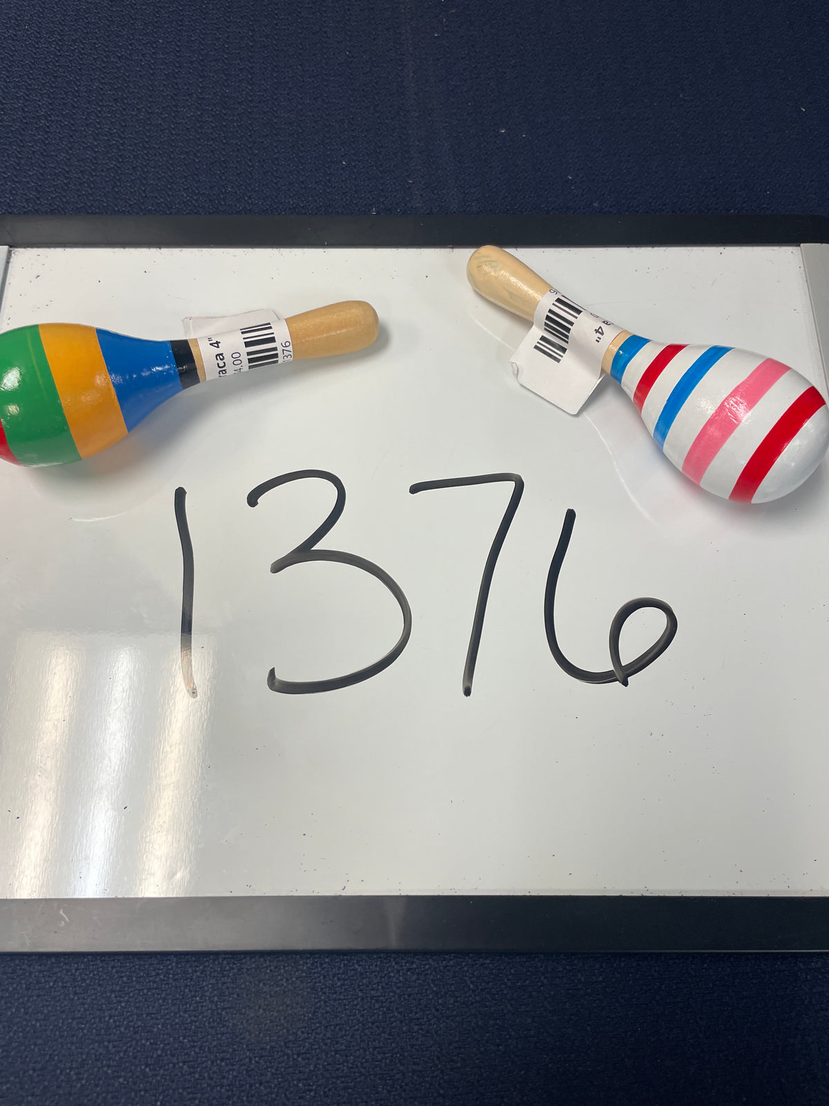 1376-Maraca 4"
