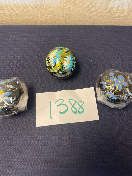 1388-Painted Box Round