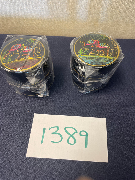1389-Rounded Box with Top