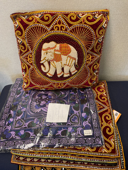 00141-Pillow Cover Ornate