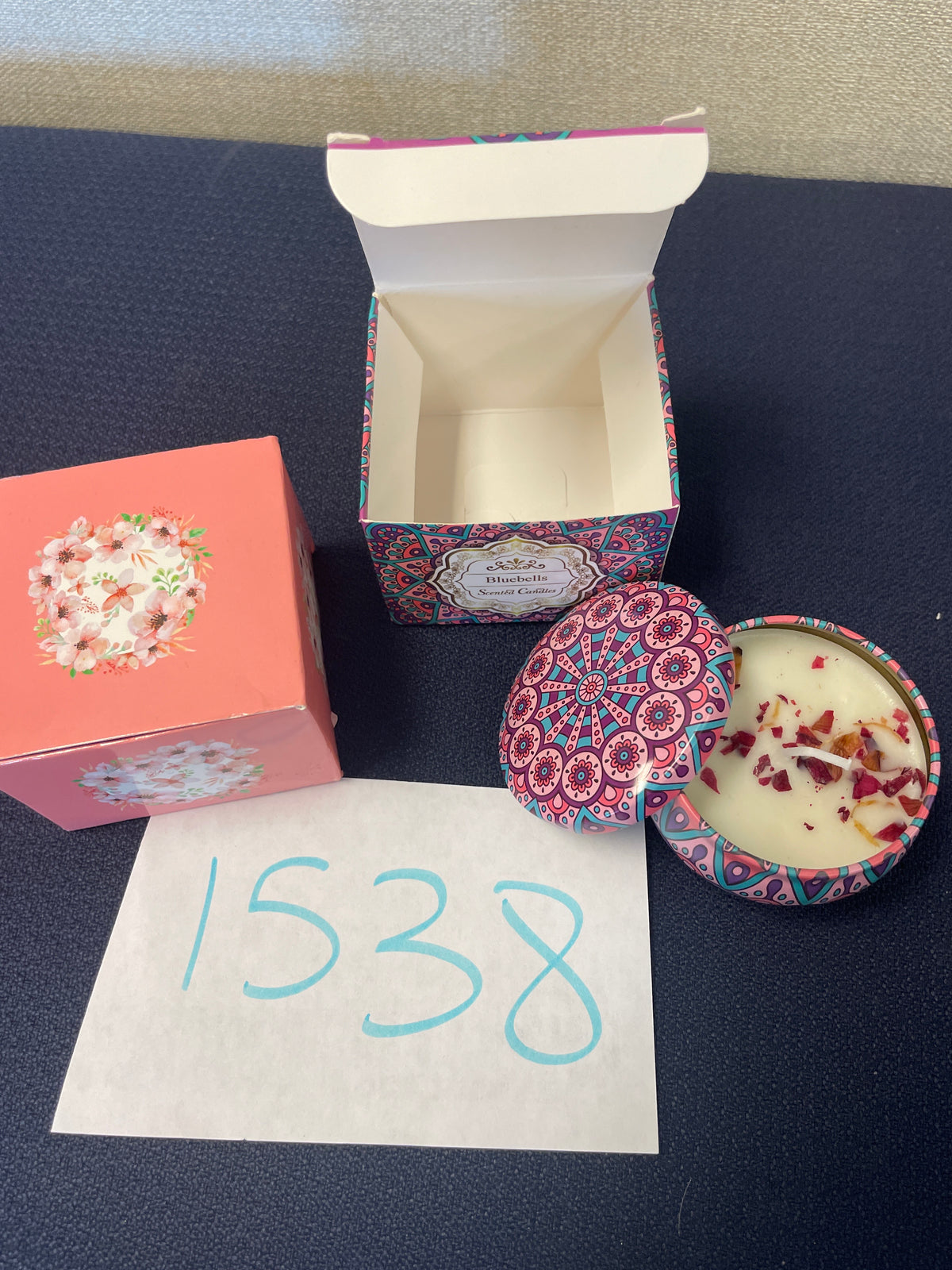 1538-Botanical Candle with Lid 2.25" Round
