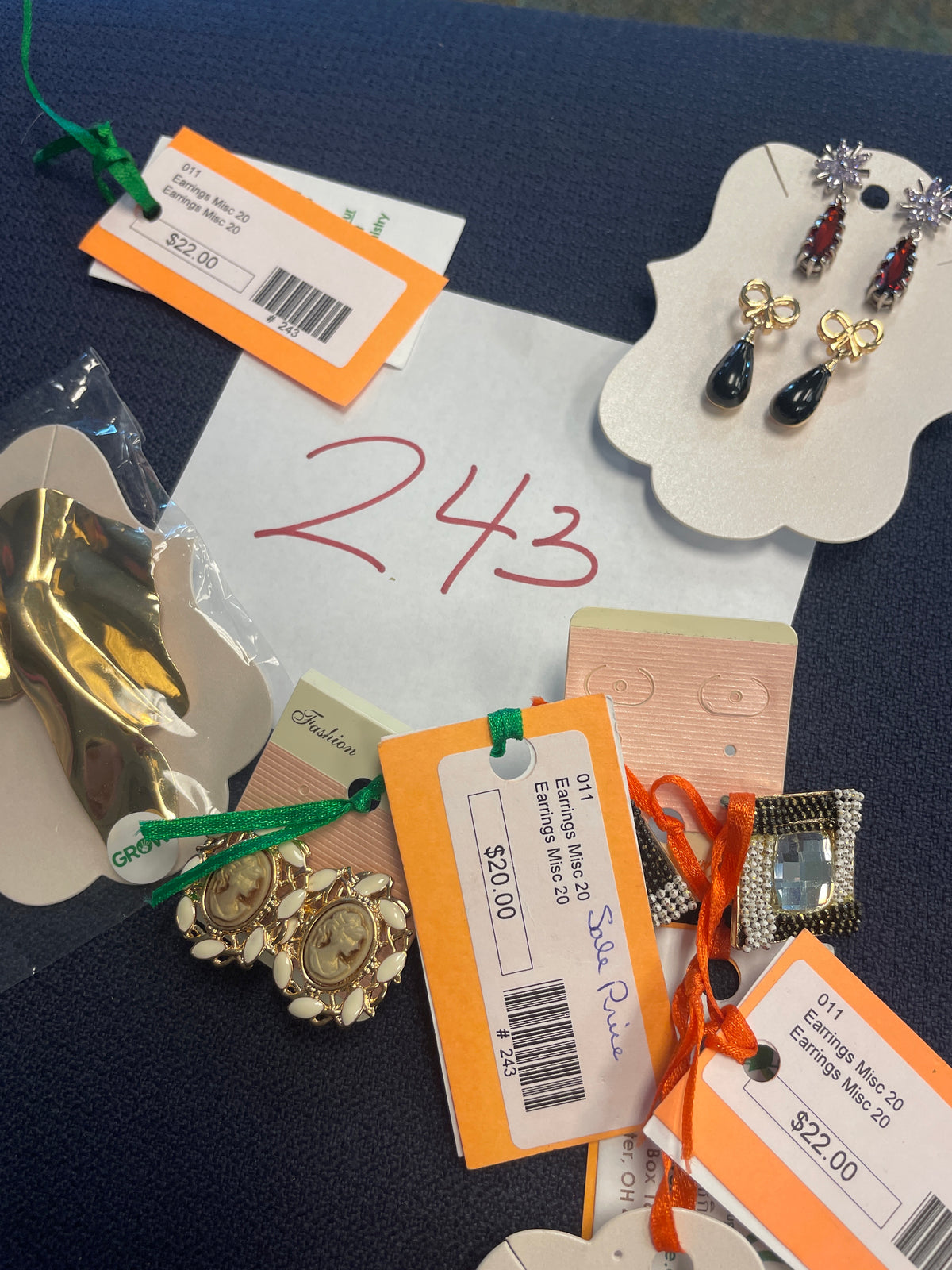 243-Earrings Misc 20