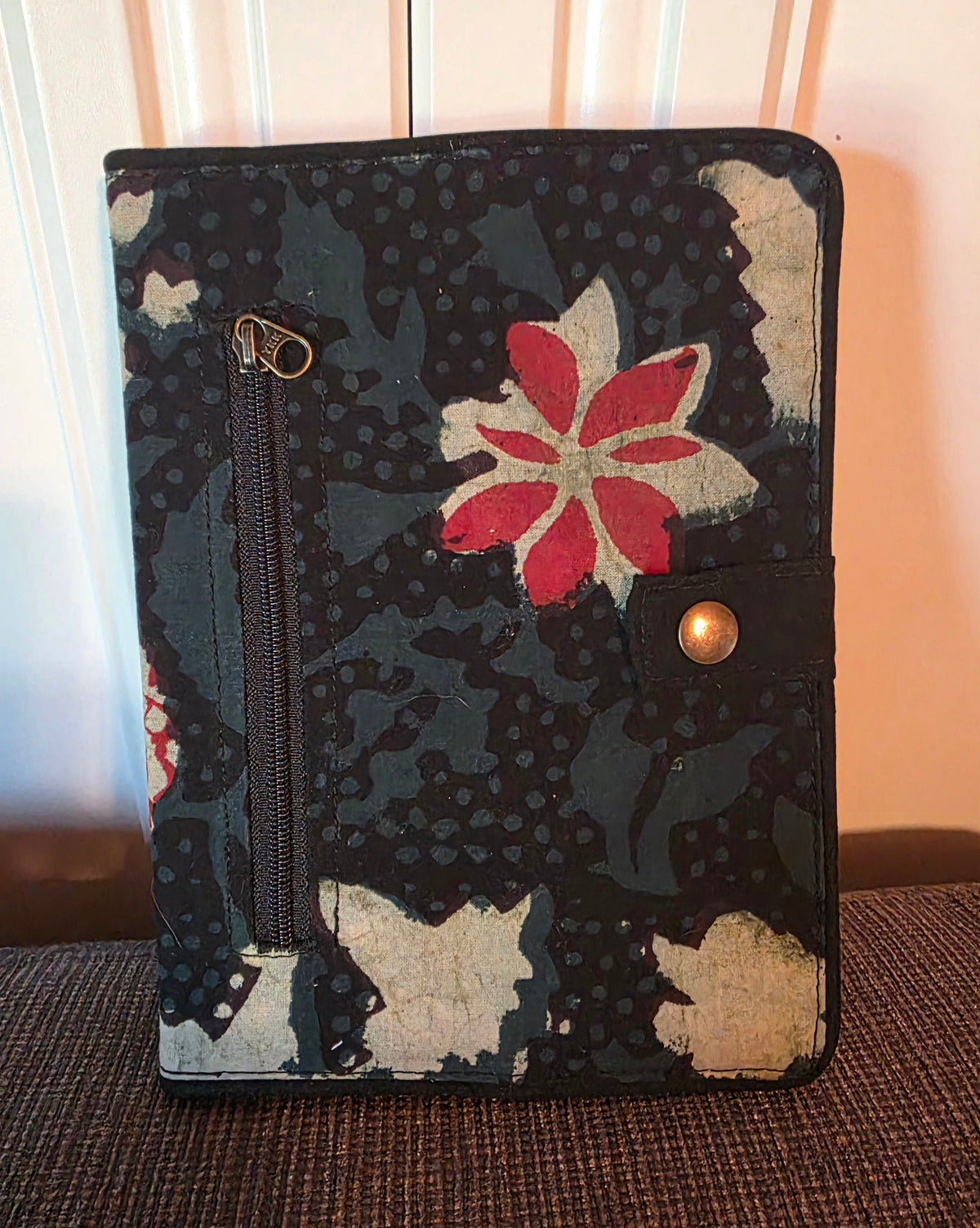 Cloth Covered Notebook with Zipper Pocket