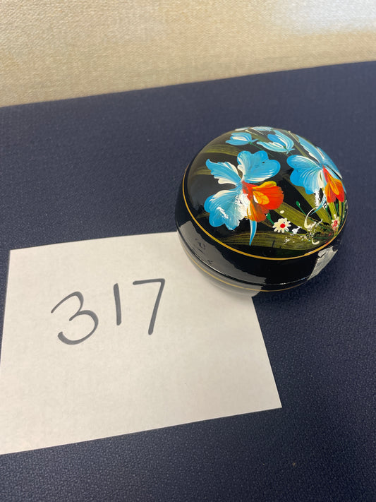317-Carved Soap in Painted Box-3 1/4"