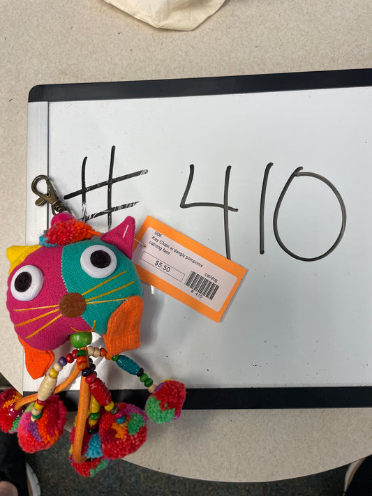 410-Key Chain w dangly pompoms-cat/dog