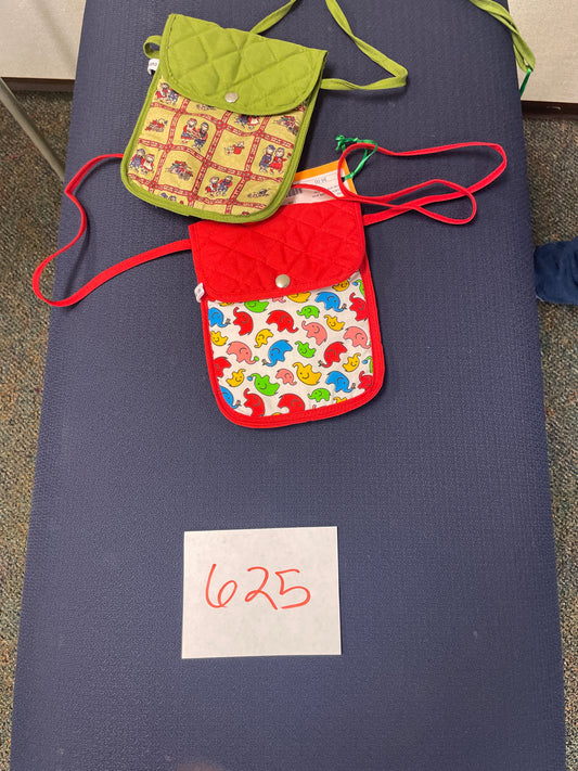 625-Mini Footed Animal Bag